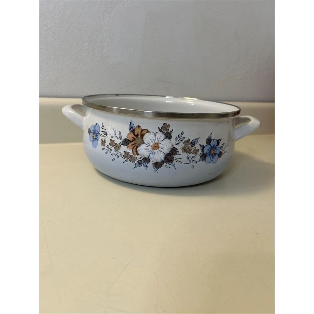 Vtg Crowning Touch Spring Harvest Blossom Porcelain Enamel Cookware Pot 8.5 READ